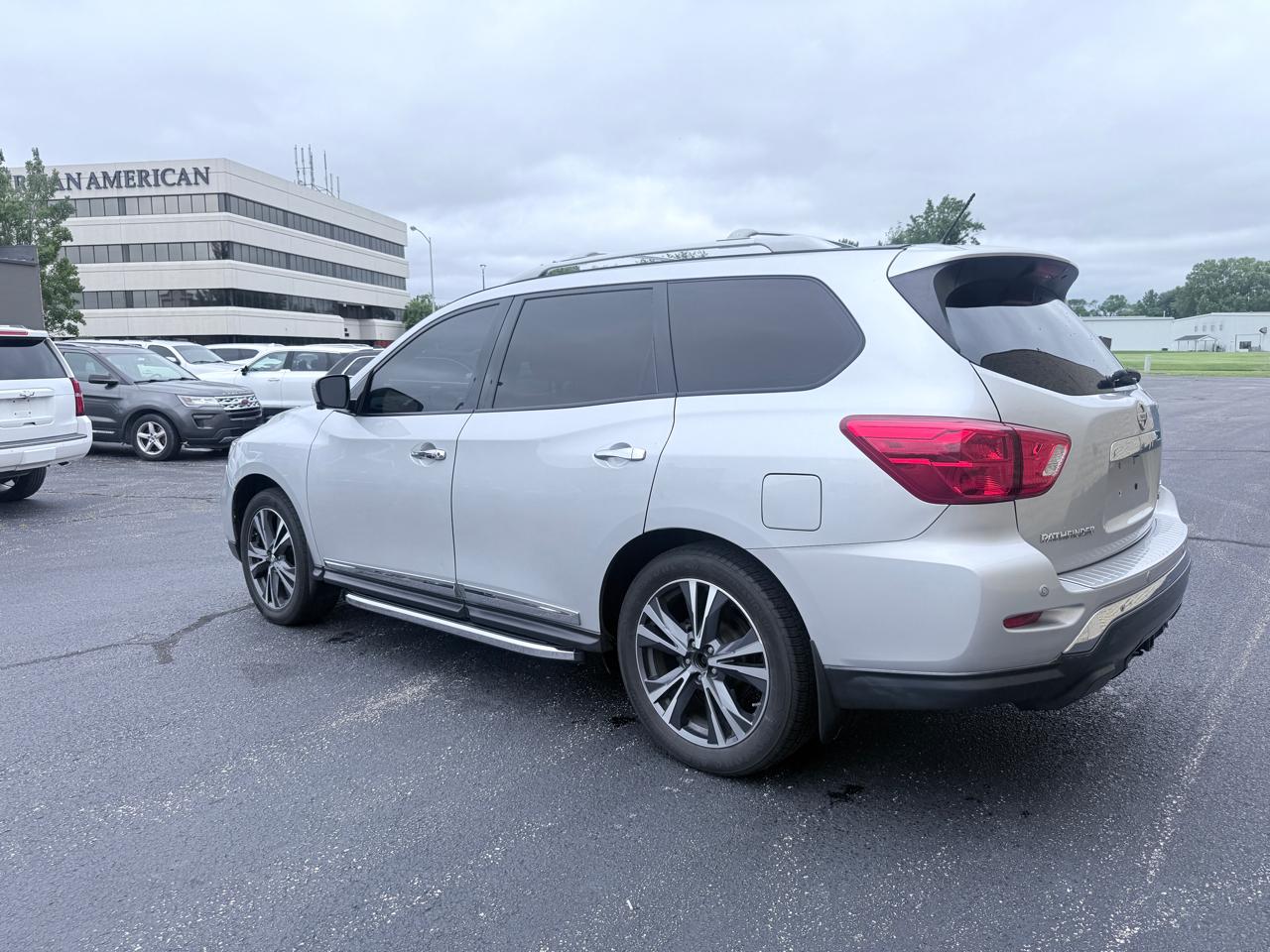 Nissan Pathfinder Platinum 4WD 2018