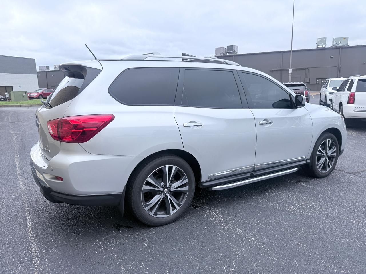 Nissan Pathfinder Platinum 4WD 2018