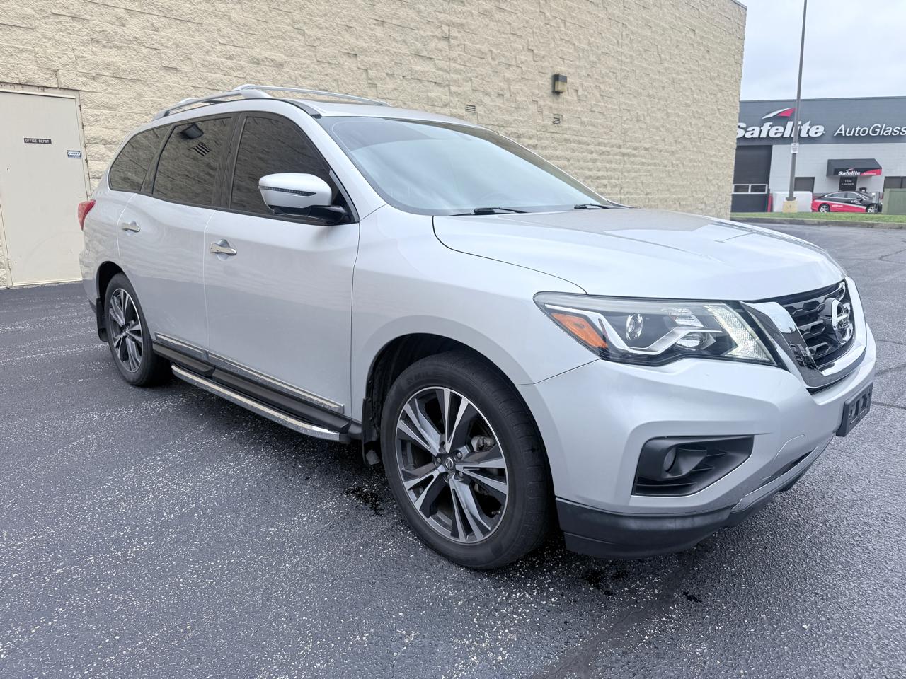 Nissan Pathfinder Platinum 4WD 2018