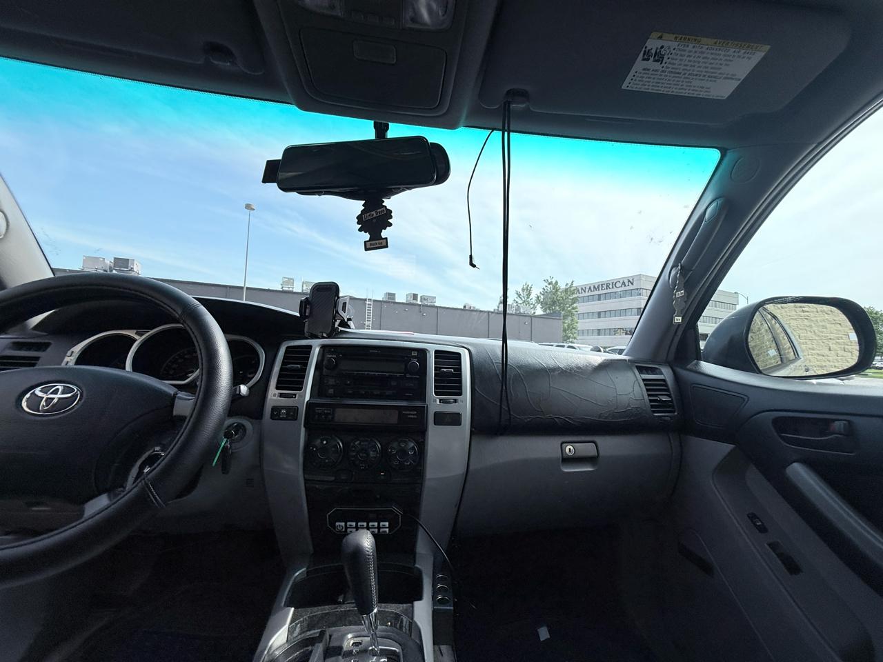 Toyota 4Runner Limited V8 2WD 2005