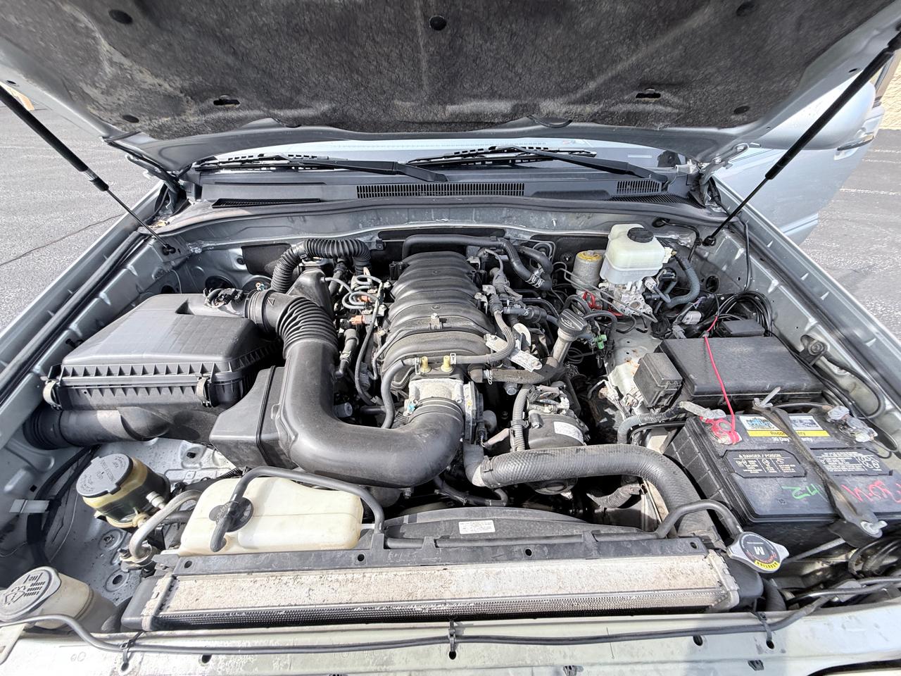 Toyota 4Runner Limited V8 2WD 2005