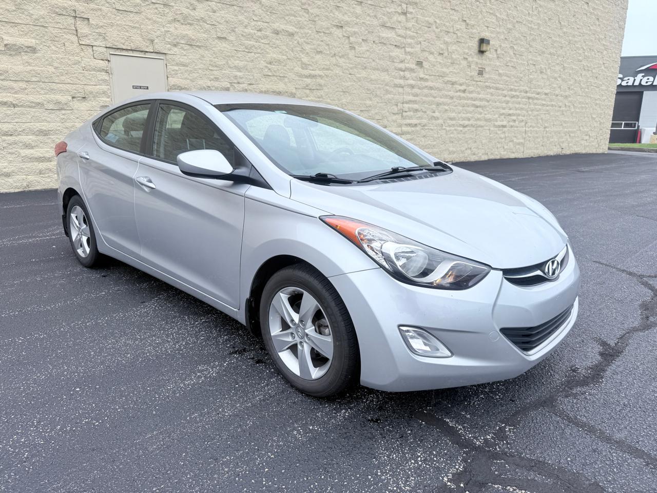 Hyundai Elantra Limited 2013