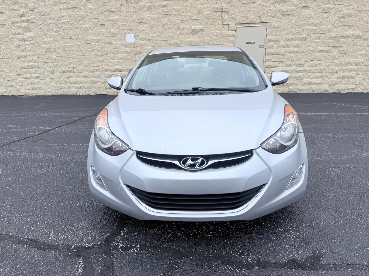 Hyundai Elantra Limited 2013