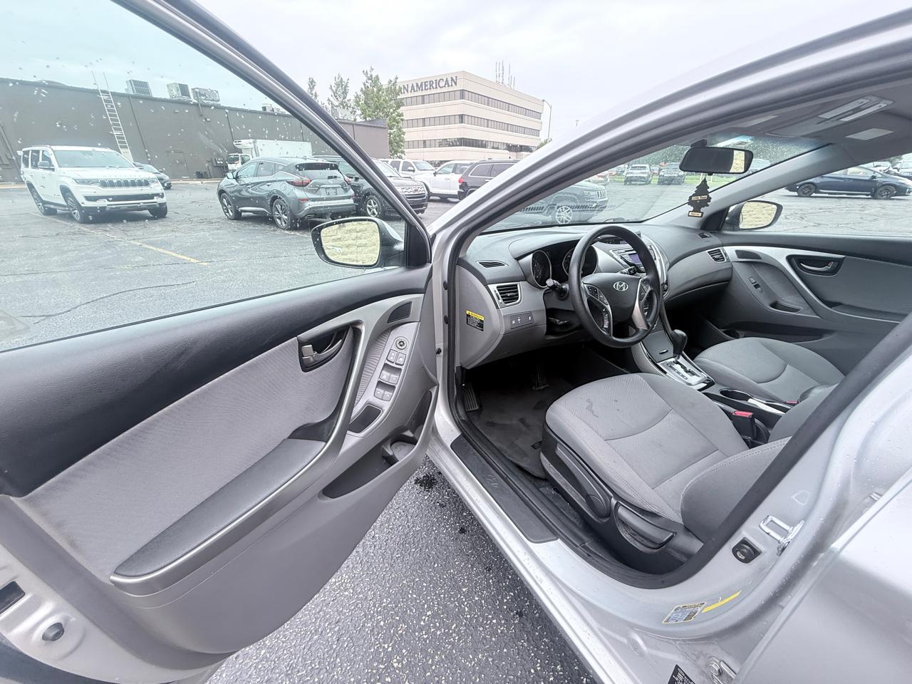 Hyundai Elantra Limited 2013