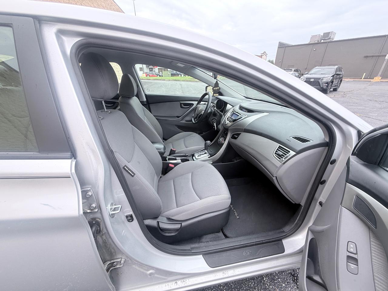 Hyundai Elantra Limited 2013