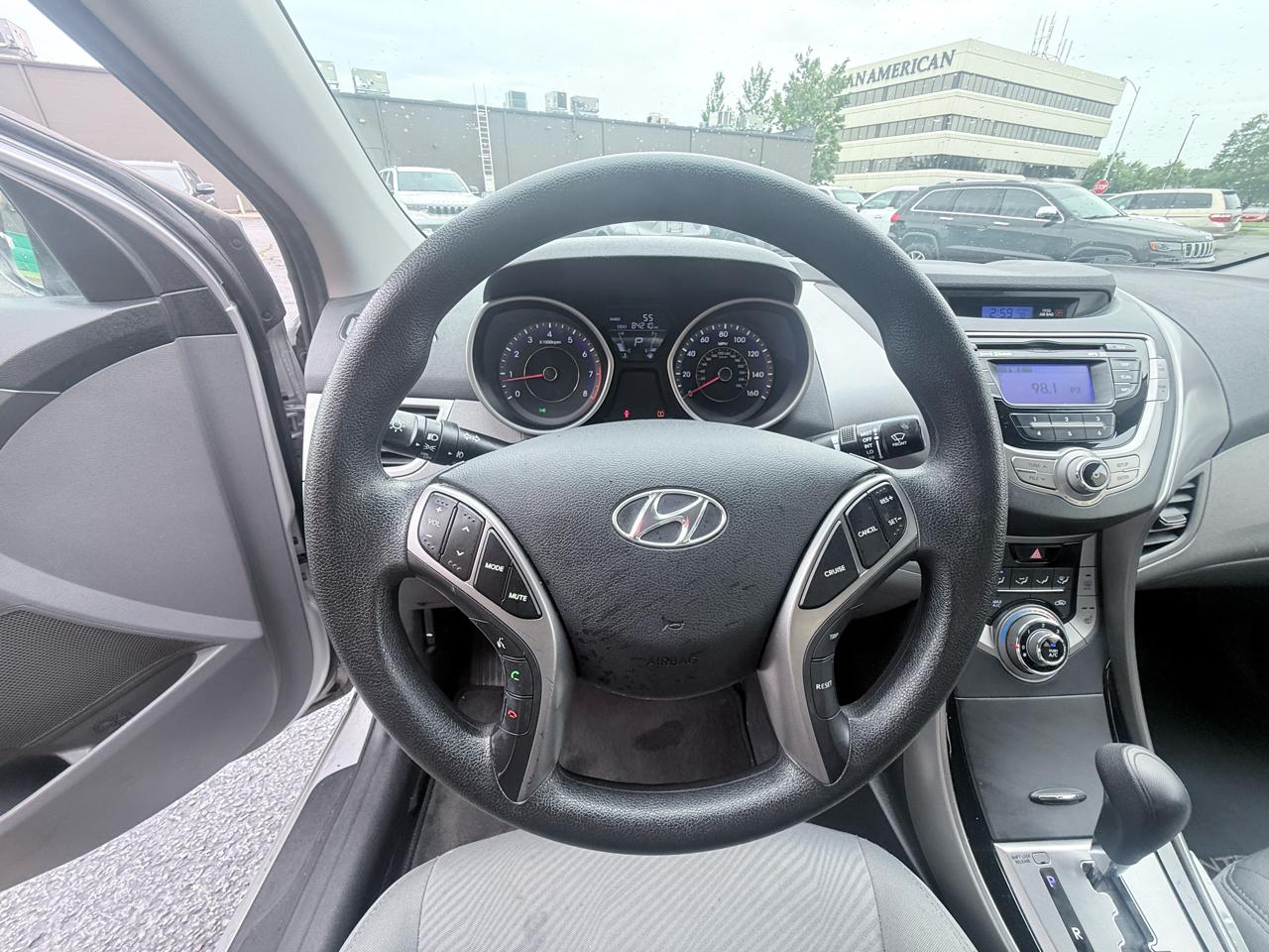 Hyundai Elantra Limited 2013