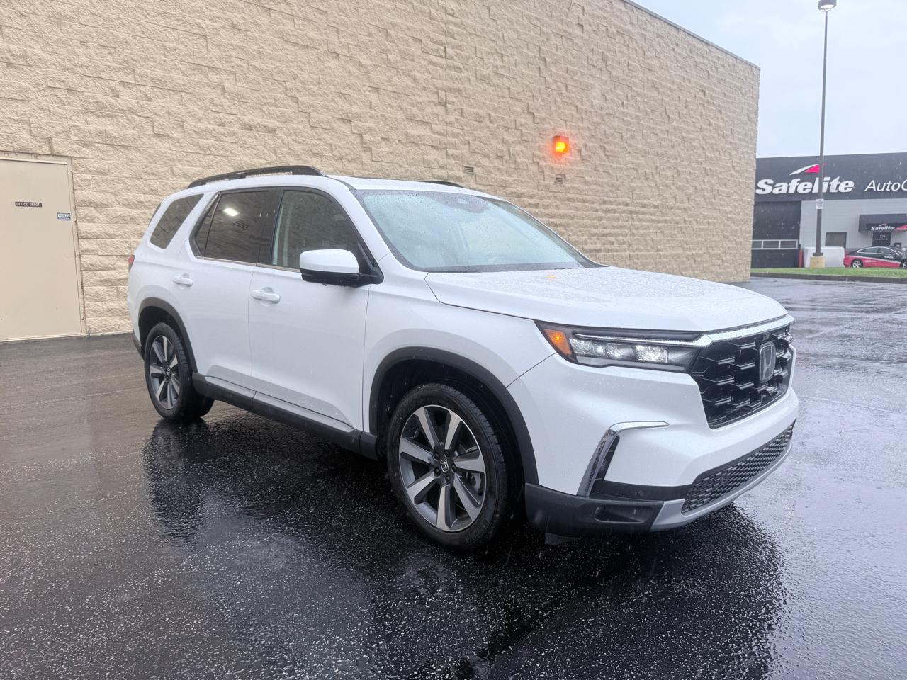 Honda Pilot Elite AWD 2023