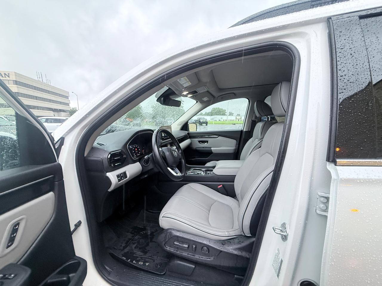 Honda Pilot Elite AWD 2023