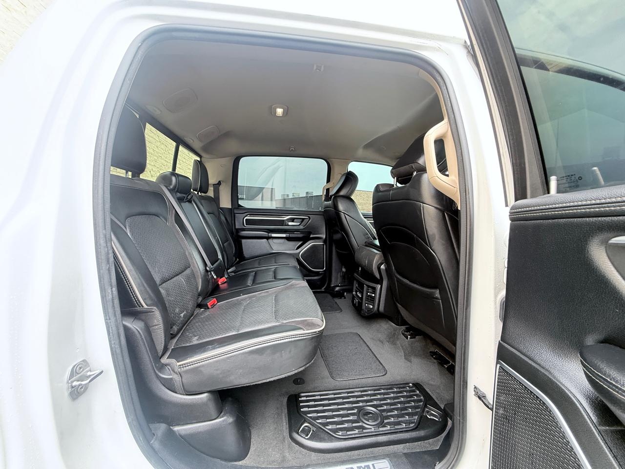 RAM 1500 Laramie Crew Cab SWB 4WD 2020