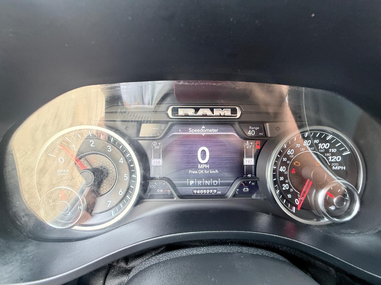 RAM 1500 Laramie Crew Cab SWB 4WD 2020