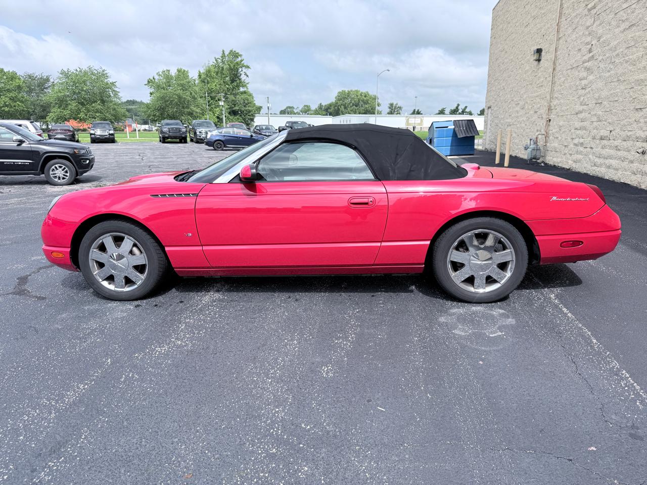 Ford Thunderbird Deluxe 2003