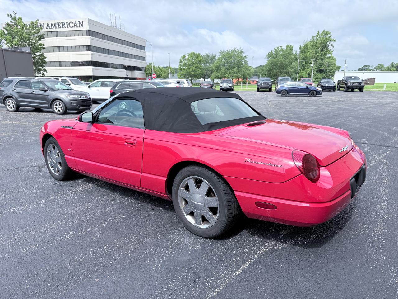 Ford Thunderbird Deluxe 2003