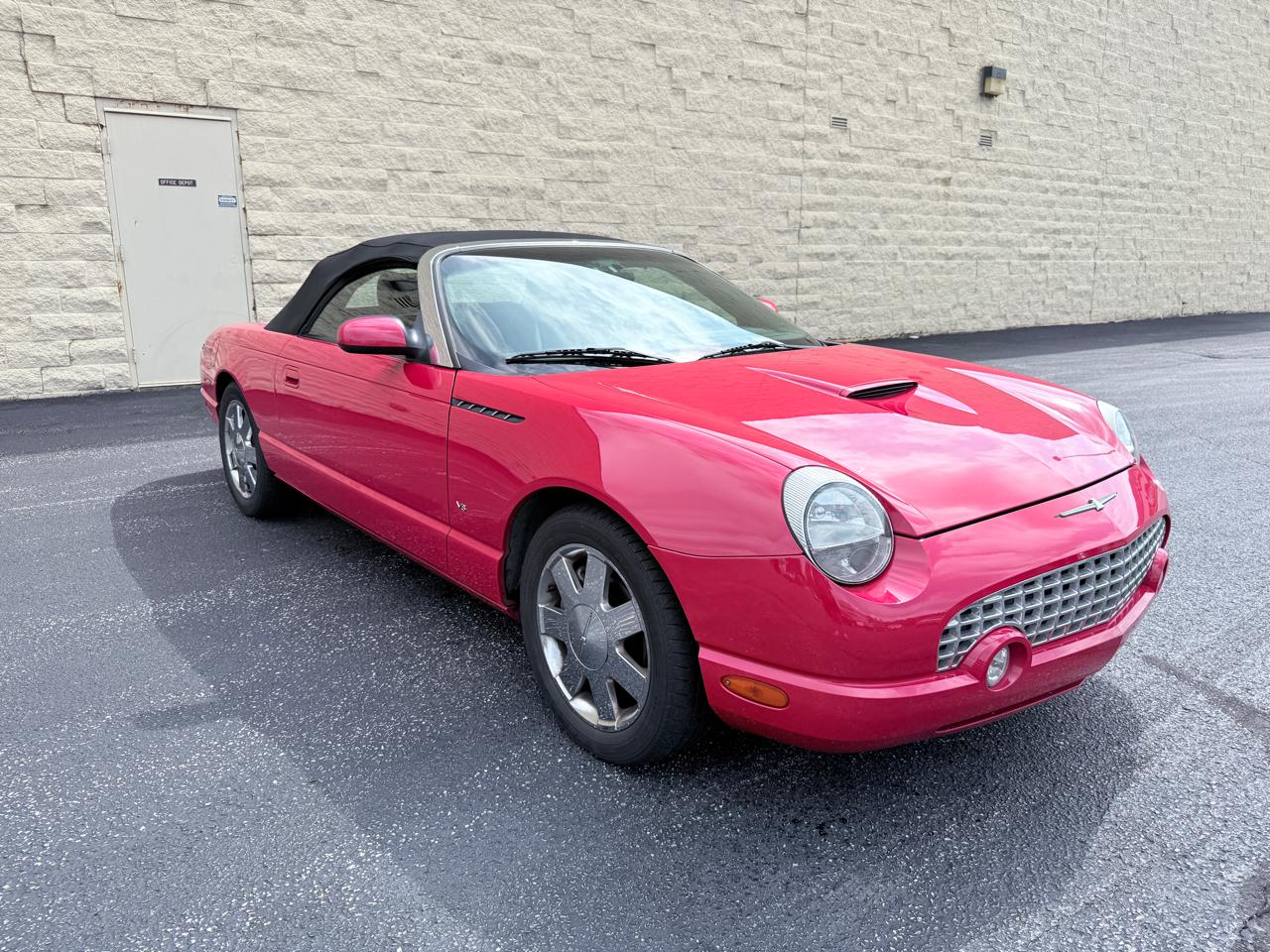Ford Thunderbird Deluxe 2003