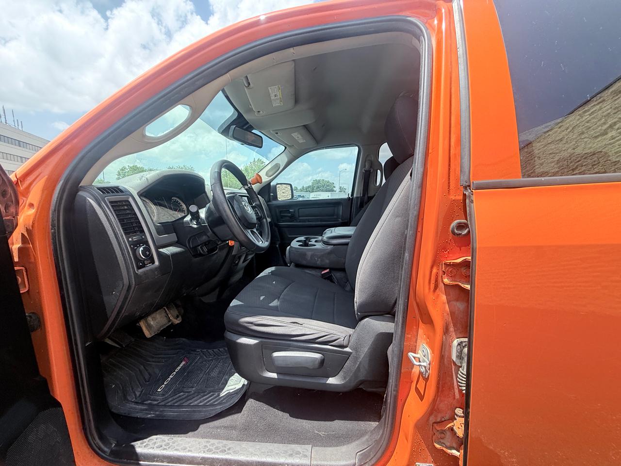 RAM 1500 Classic Tradesman Crew Cab SWB 4WD 2019