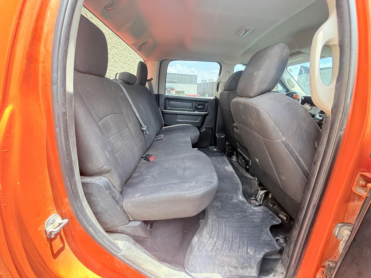 RAM 1500 Classic Tradesman Crew Cab SWB 4WD 2019