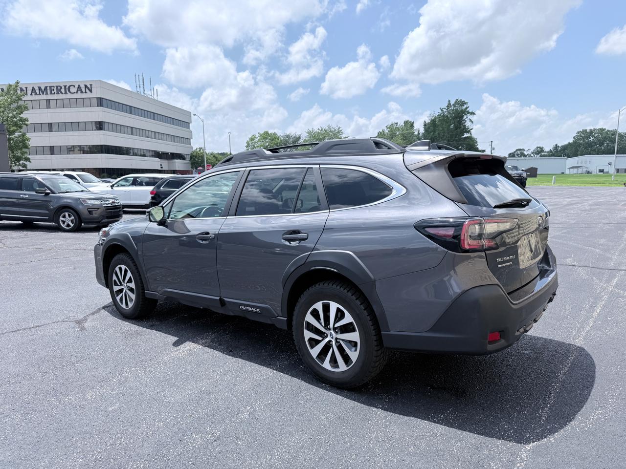 Subaru Outback Premium 2023