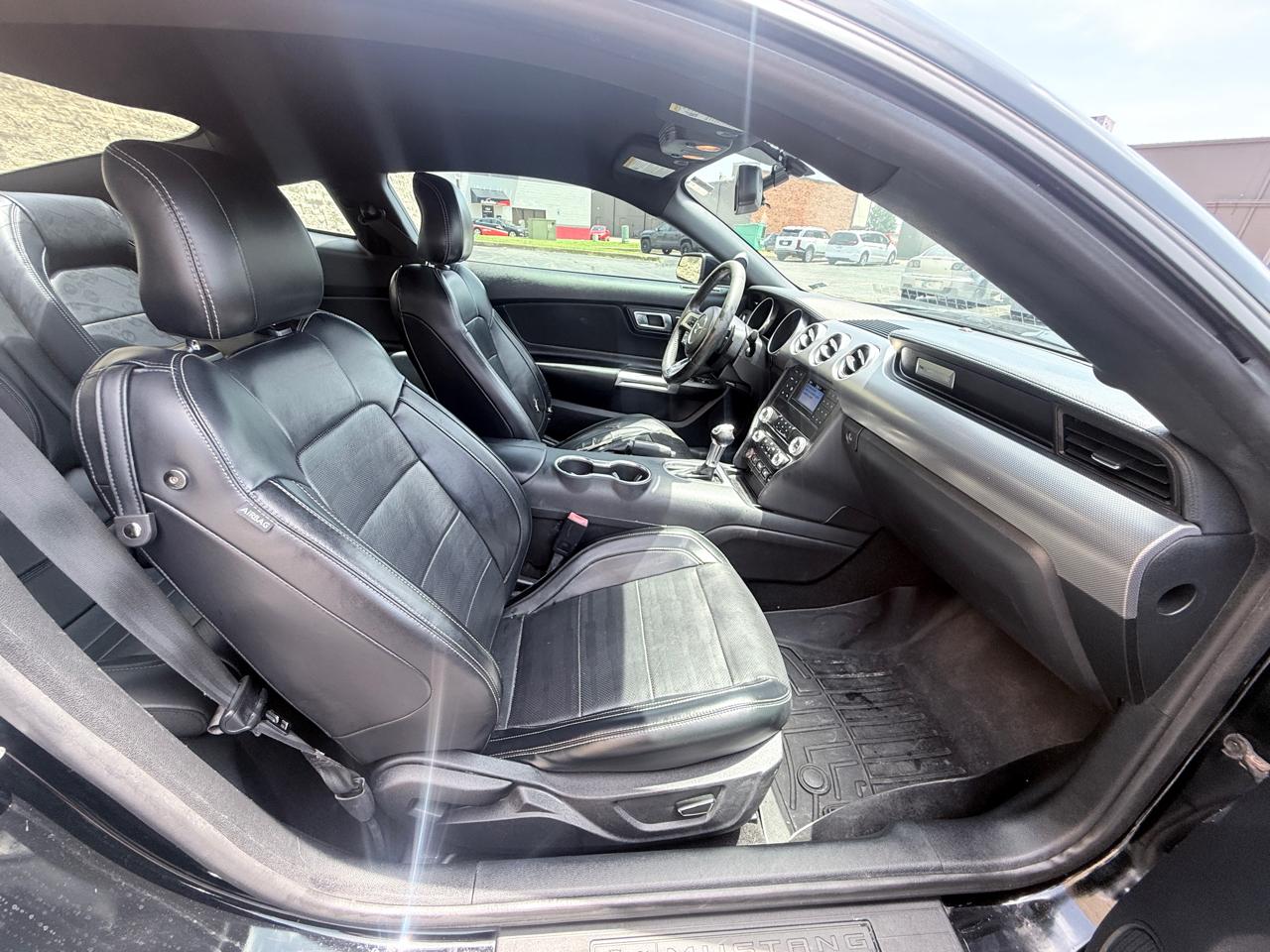 Ford Mustang GT Premium Coupe 2019