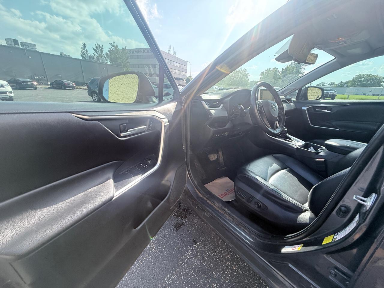 Toyota RAV4 XLE Premium 2019