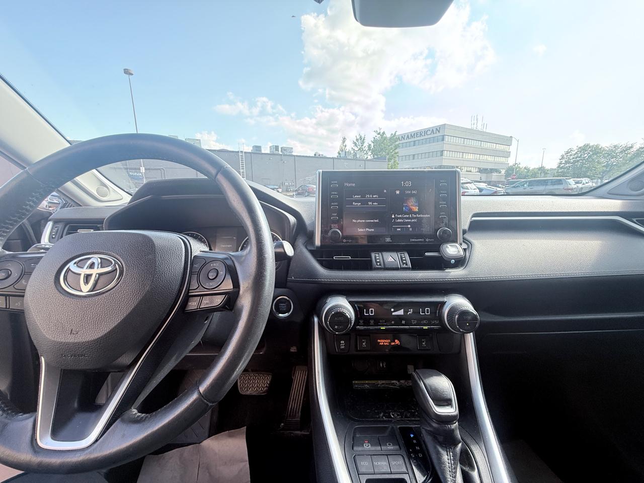 Toyota RAV4 XLE Premium 2019