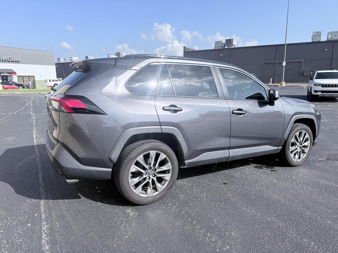 Toyota RAV4 XLE Premium 2019
