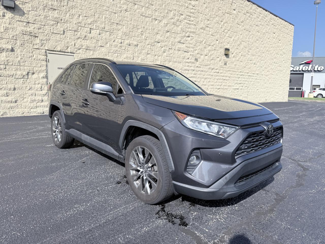 Toyota RAV4 XLE Premium 2019