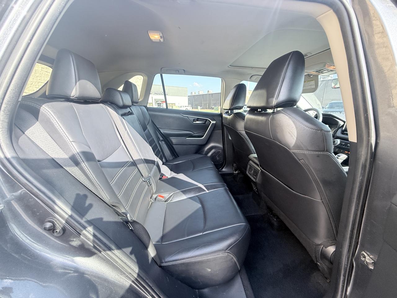 Toyota RAV4 XLE Premium 2019