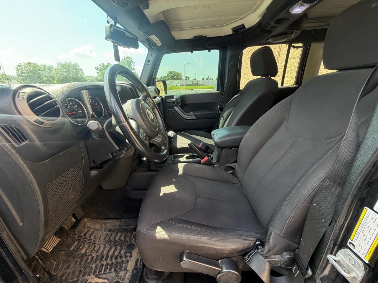 Jeep Wrangler Unlimited Sport 4WD 2014