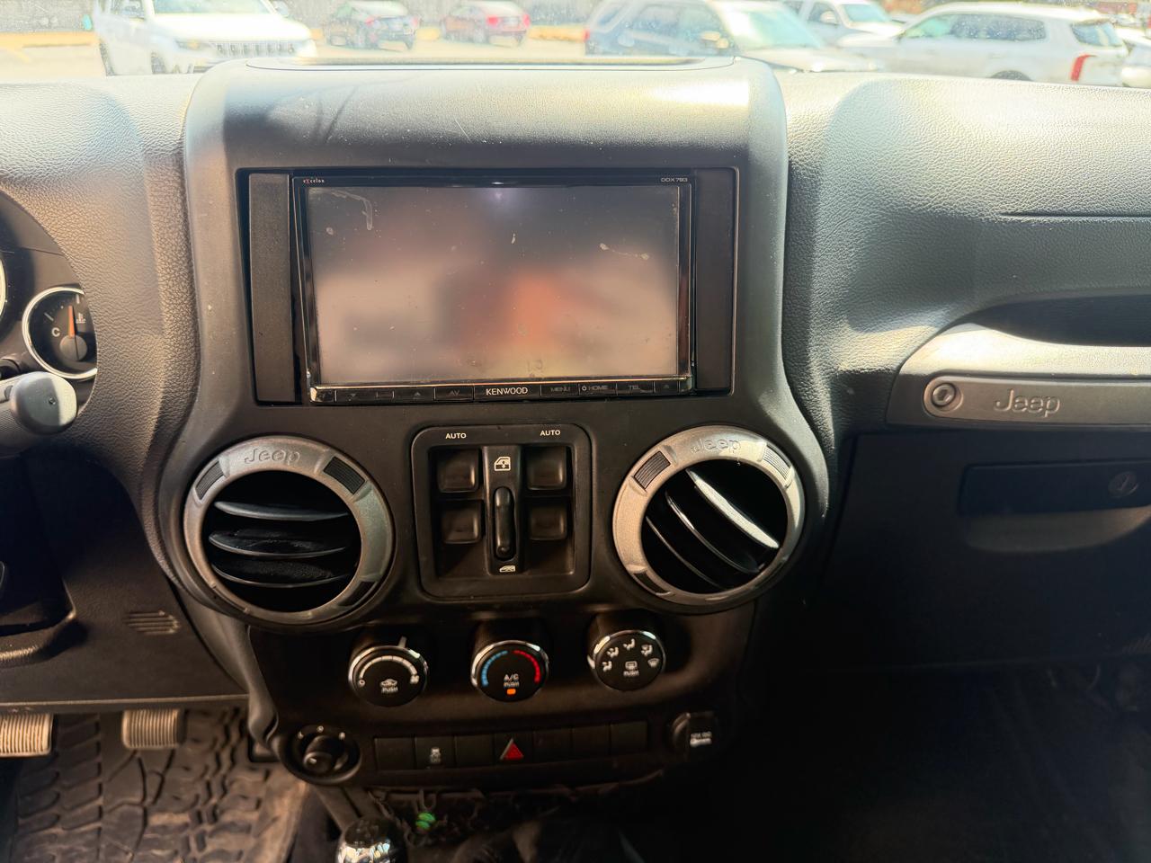 Jeep Wrangler Unlimited Sport 4WD 2014
