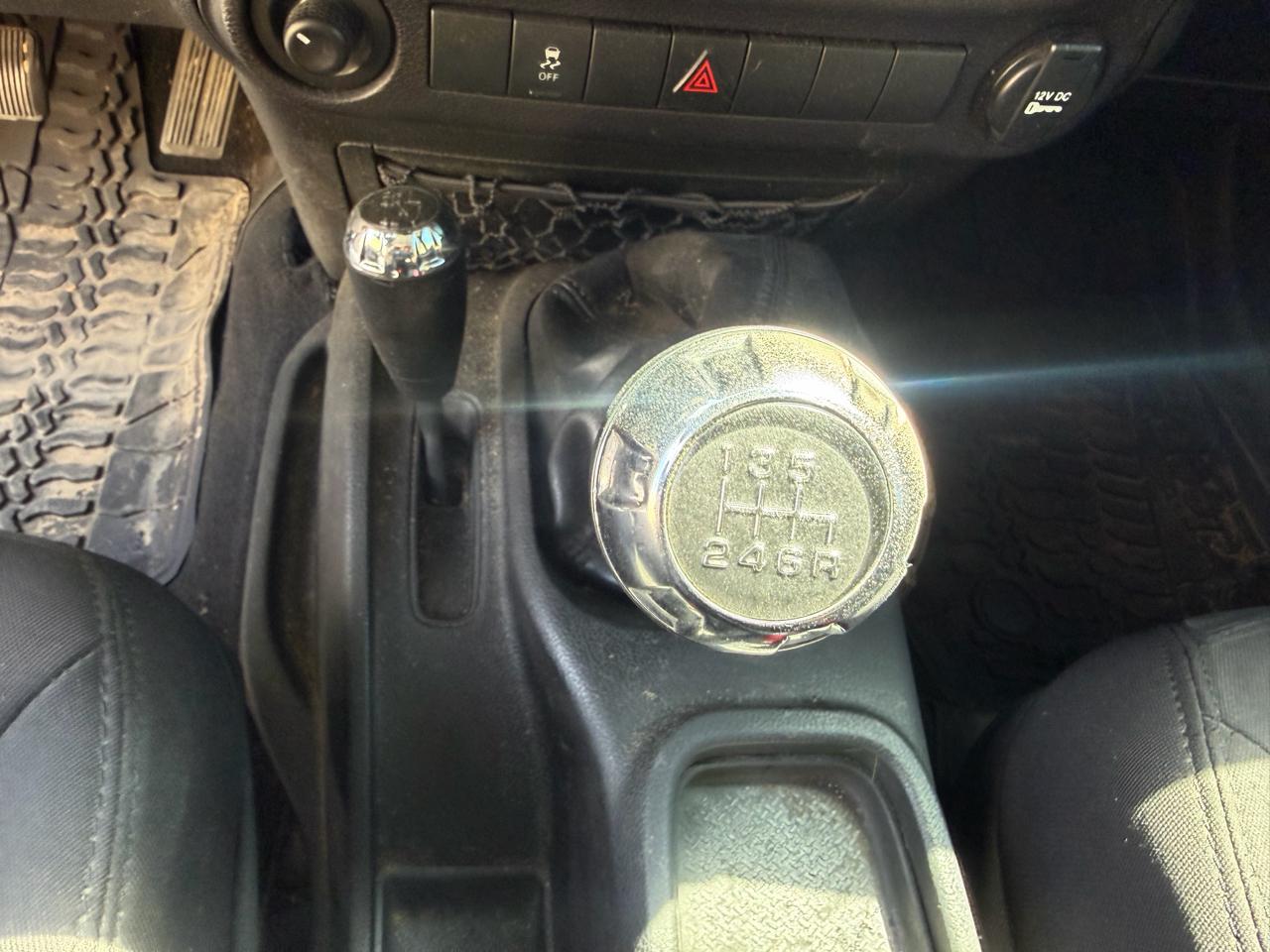 Jeep Wrangler Unlimited Sport 4WD 2014