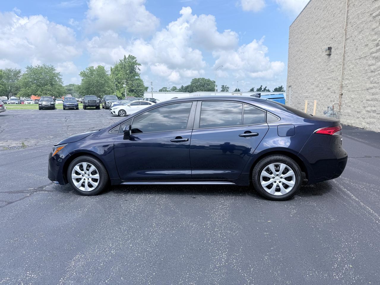Toyota Corolla LE 2021