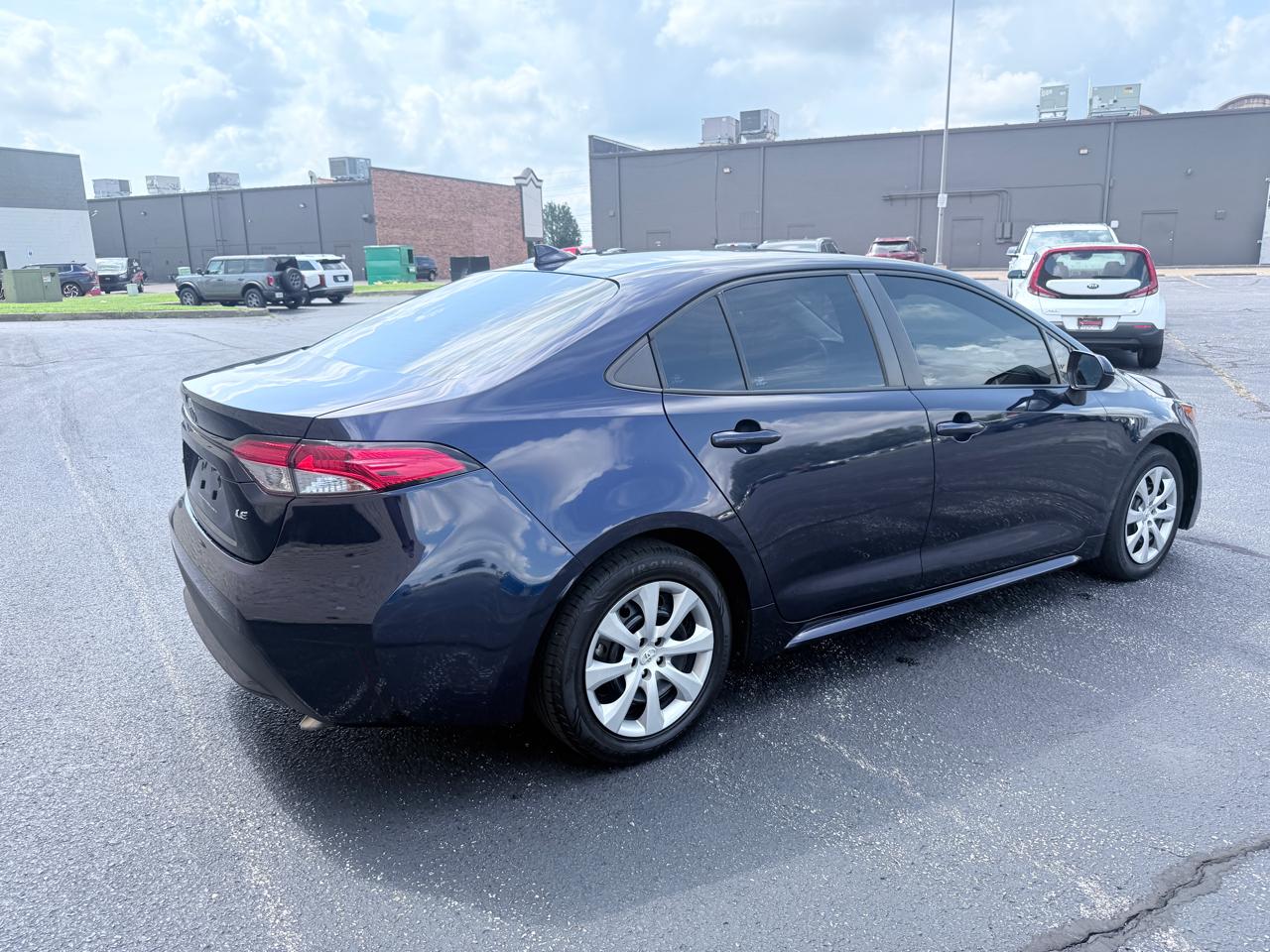 Toyota Corolla LE 2021