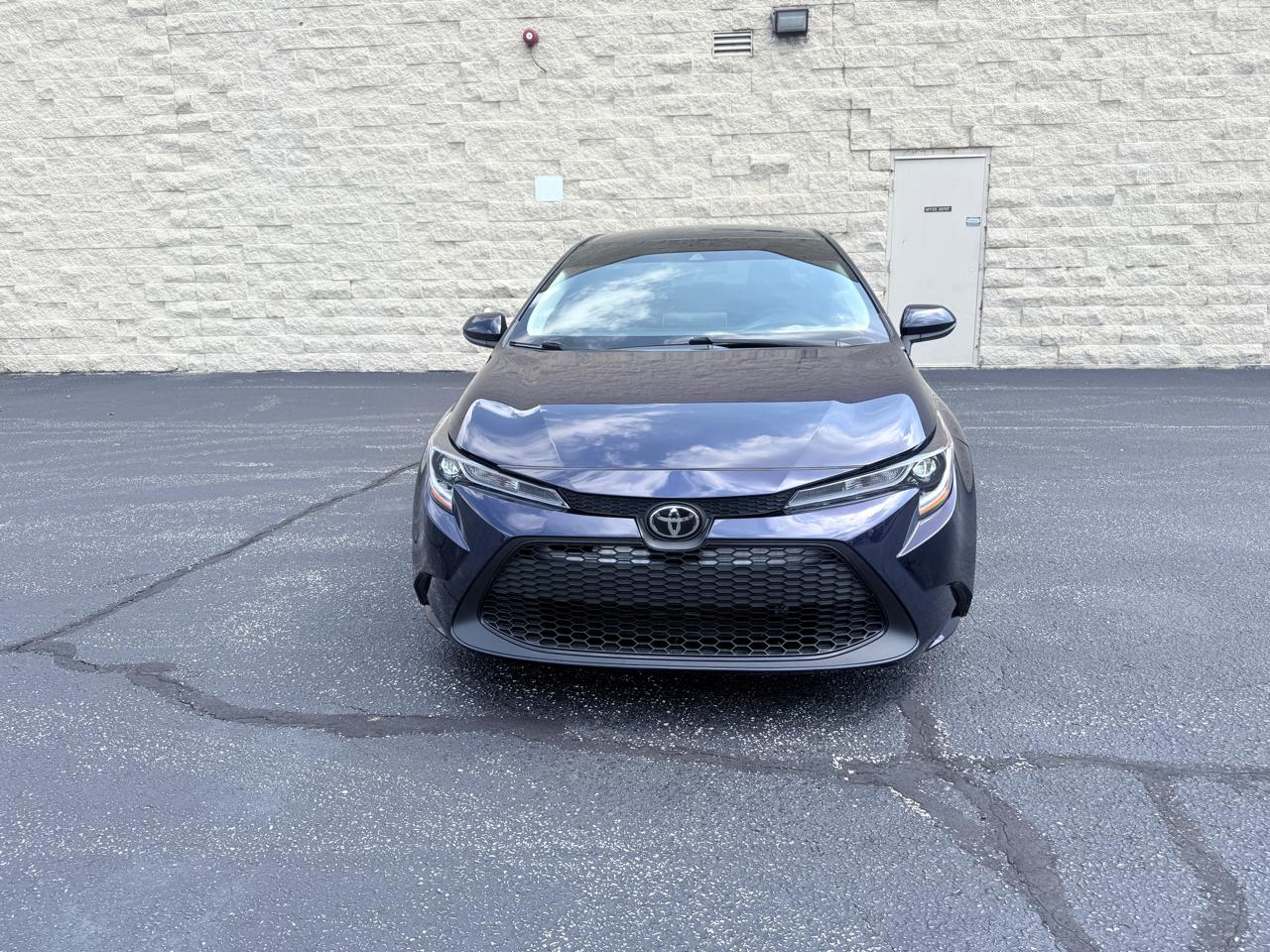 Toyota Corolla LE 2021