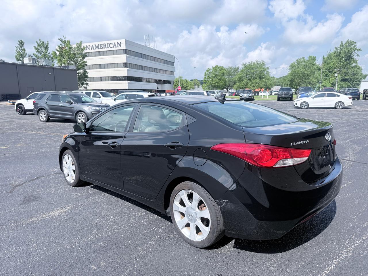 Hyundai Elantra Limited 2013