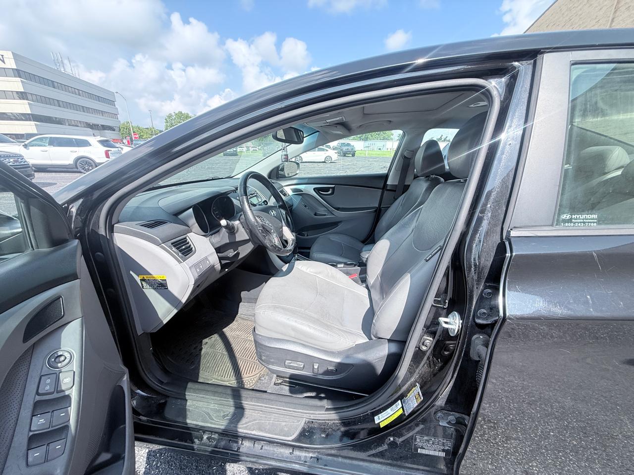 Hyundai Elantra Limited 2013