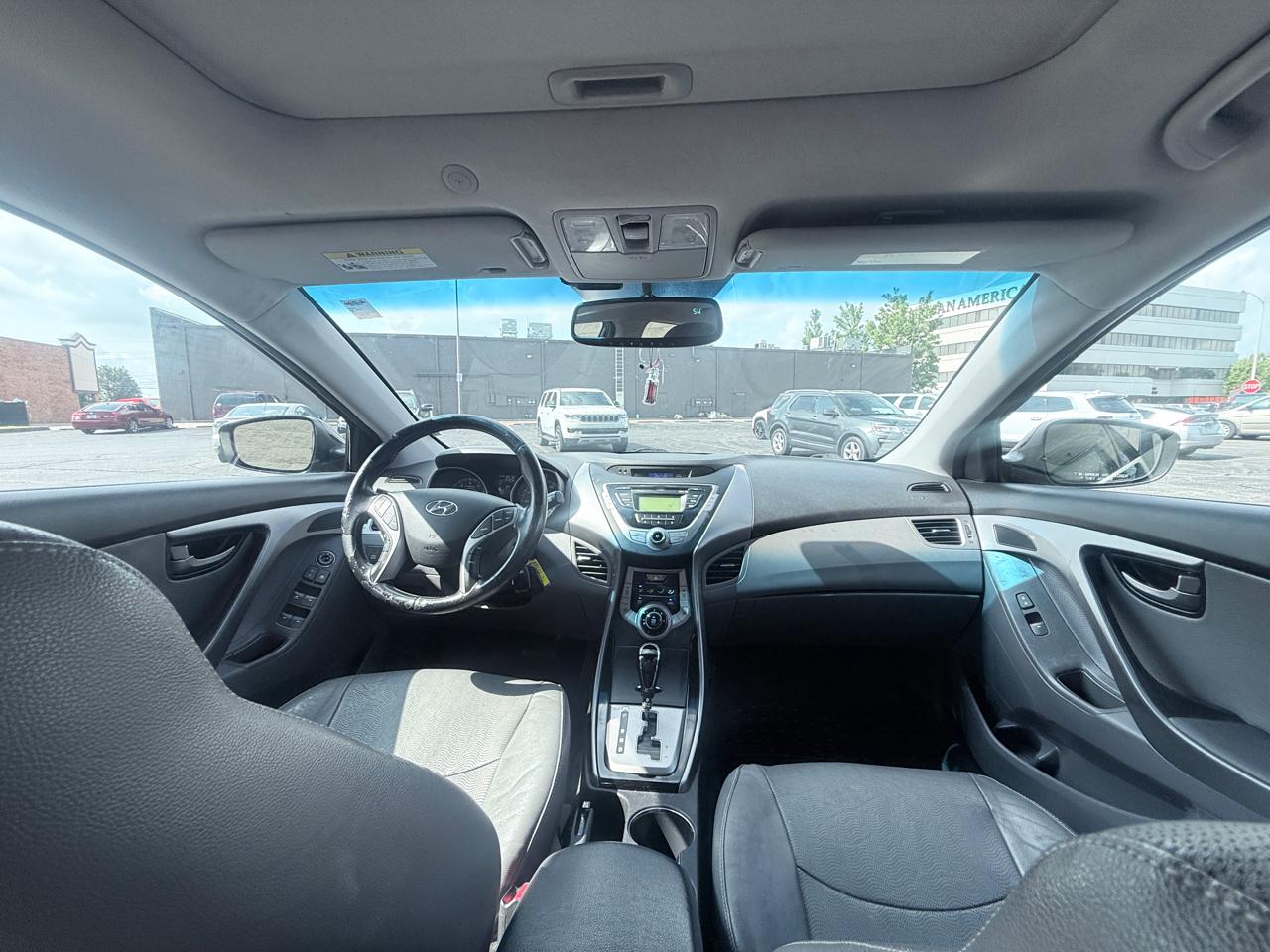 Hyundai Elantra Limited 2013