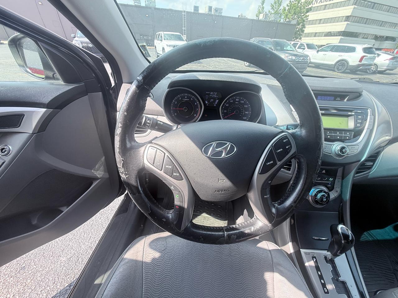Hyundai Elantra Limited 2013