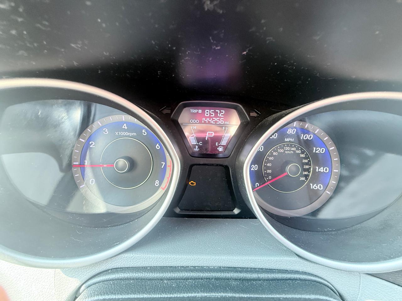 Hyundai Elantra Limited 2013