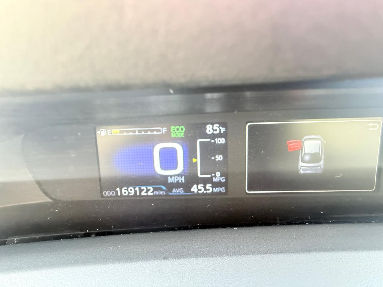 Toyota Prius Two 2016
