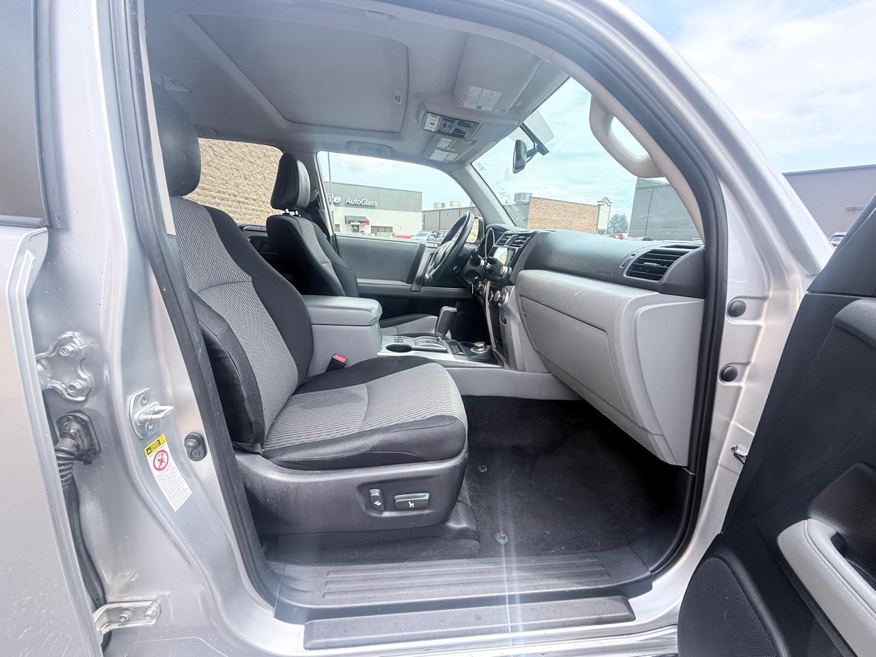 Toyota 4Runner SR5 4WD 2013