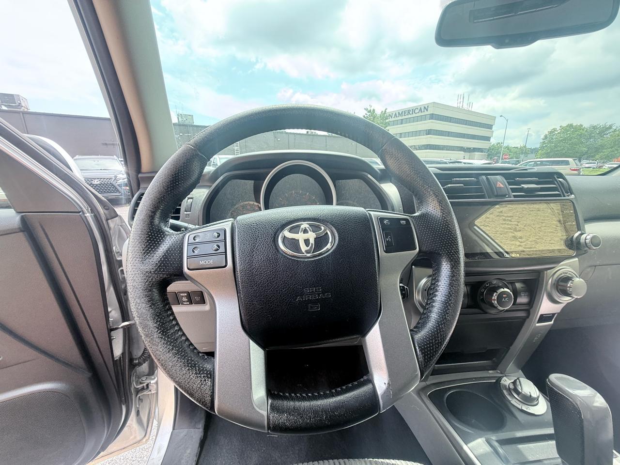 Toyota 4Runner SR5 4WD 2013