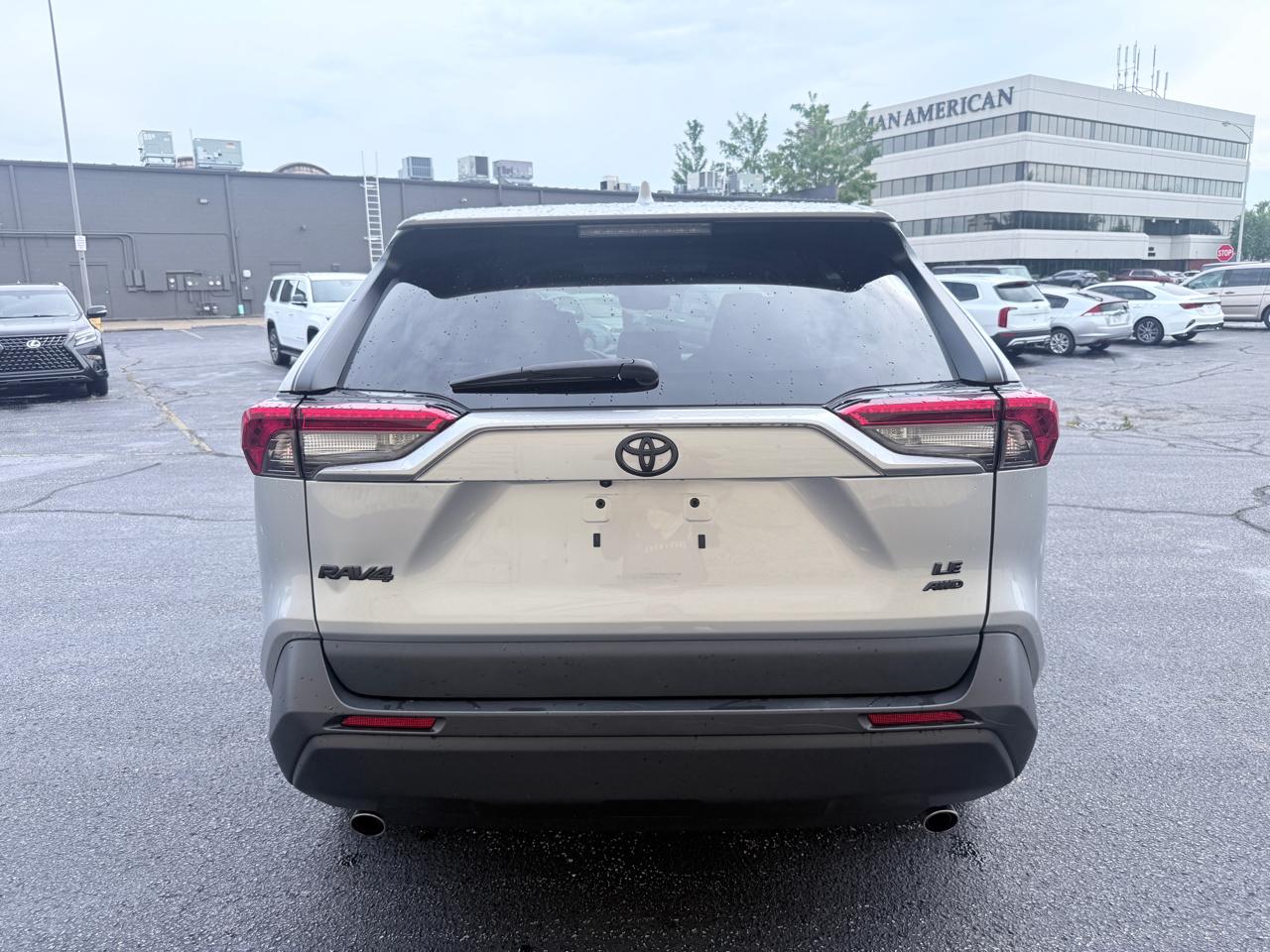Toyota RAV4 LE AWD 2024