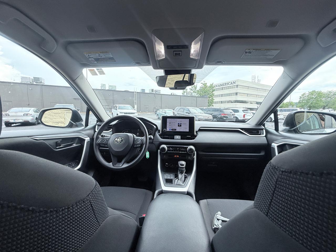 Toyota RAV4 LE AWD 2024