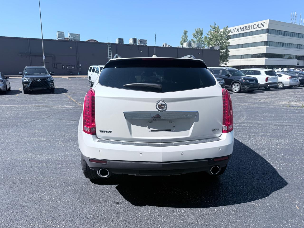 Cadillac SRX Luxury 2012