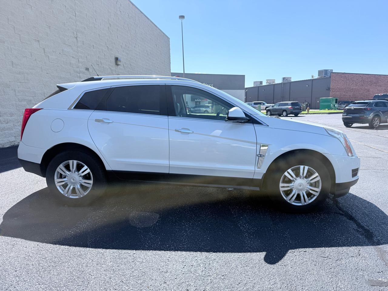 Cadillac SRX Luxury 2012