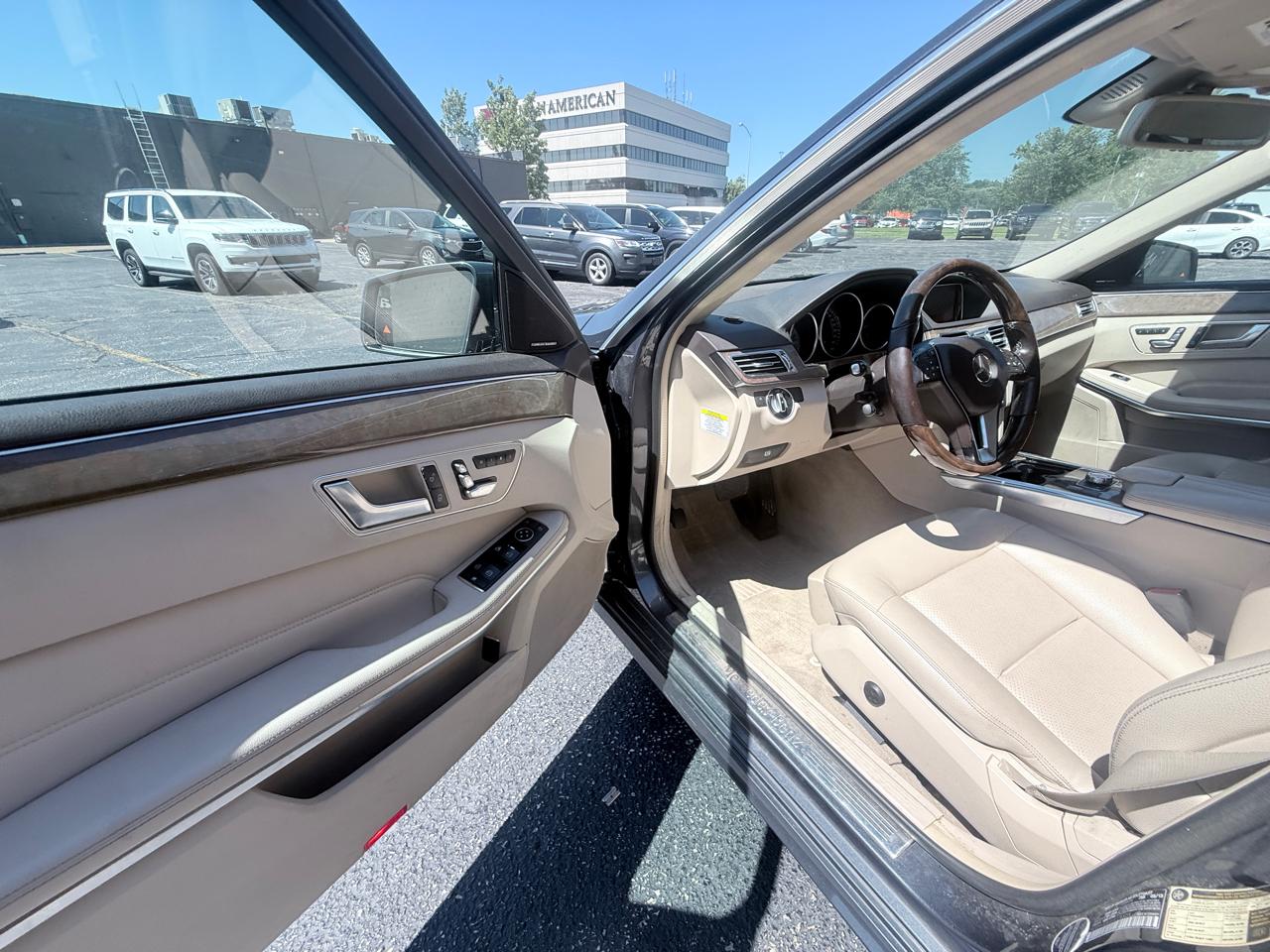 Mercedes-Benz E-Class E350 4MATIC Sedan 2014