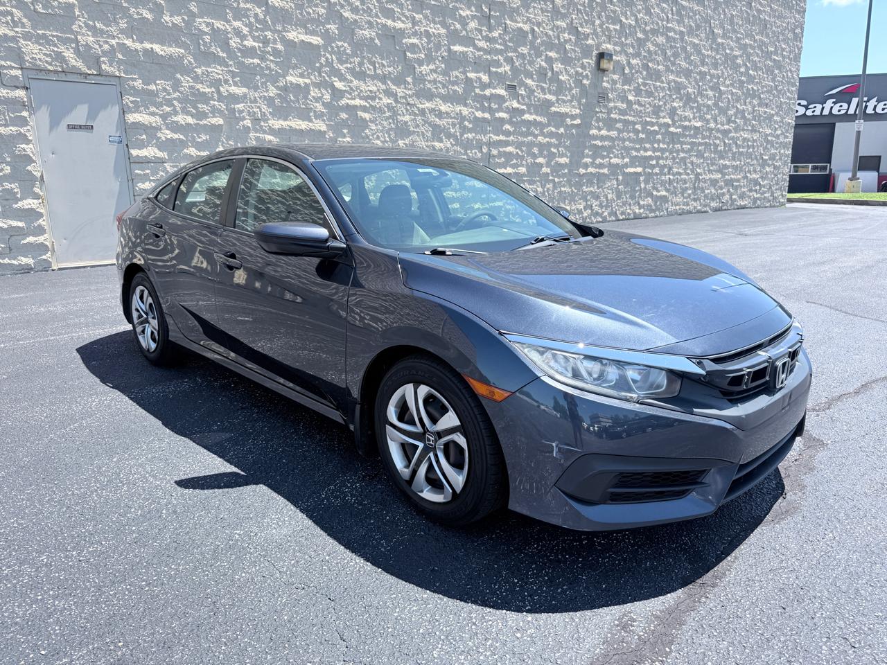 Honda Civic LX Sedan CVT 2017