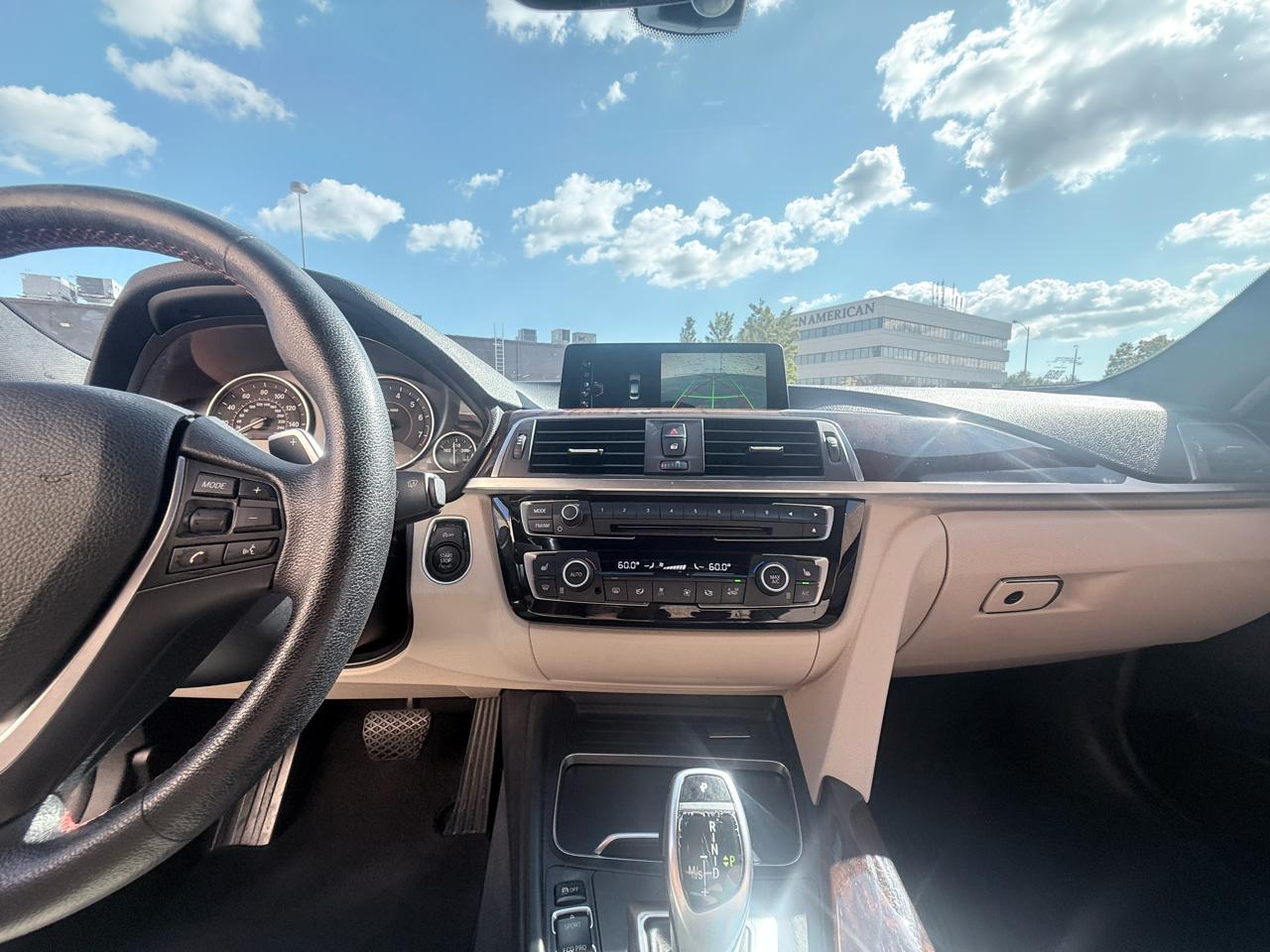 BMW 3-Series 330i SULEV Sedan 2017