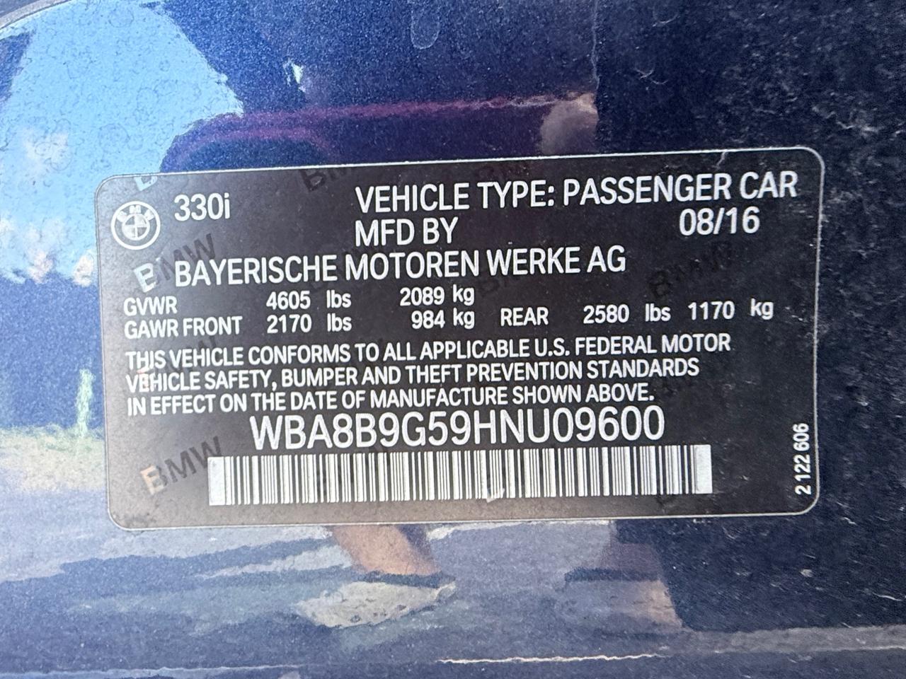 BMW 3-Series 330i SULEV Sedan 2017