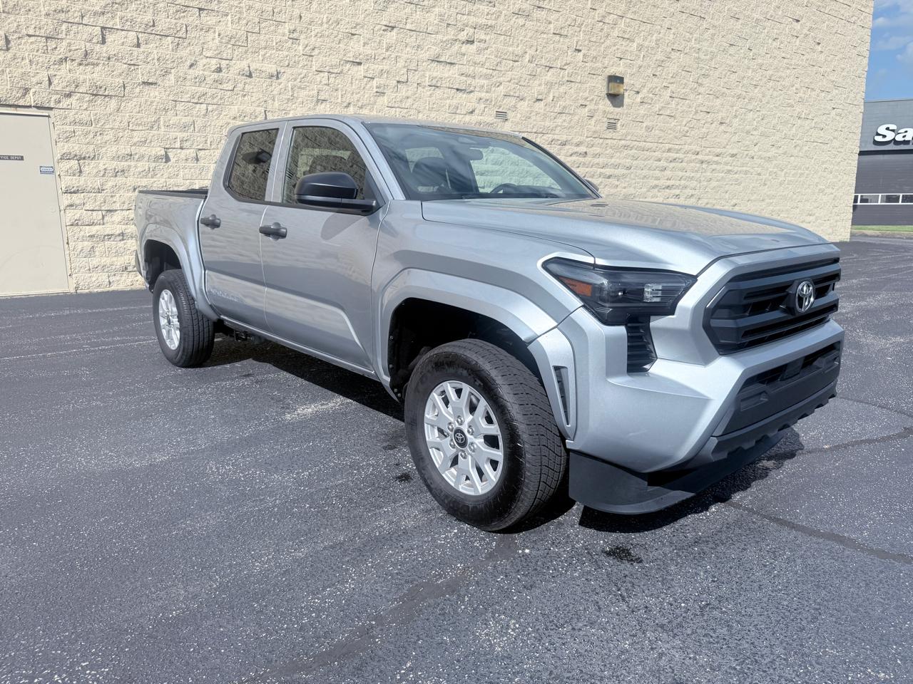 Toyota Tacoma SR Double Cab 4WD 2025