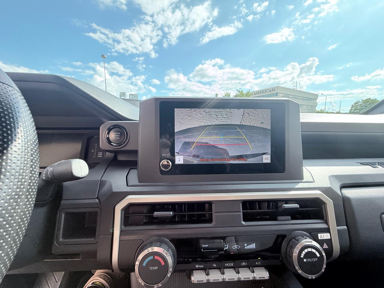 Toyota Tacoma SR Double Cab 4WD 2025